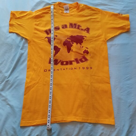 Vintage Y2K Mount Allison University "It's A Mt. A World" T-Shirt Adult Large - Picture 12 of 12